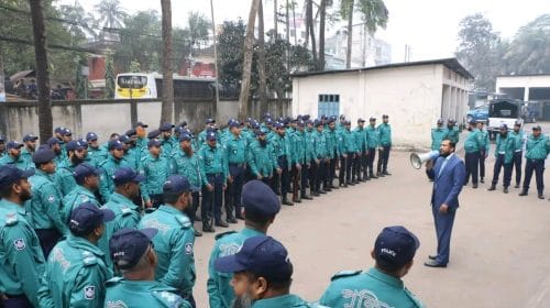 বিশ্ব ইজতেমা-২৪ এর নিরাপত্তা ডিউটিতে মনোনীত পুলিশ সদস্যদের ব্রিফিং প্যারেড অনুষ্ঠিত