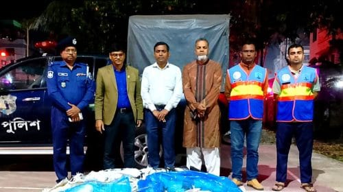 বরিশালে যৌথ অভিযানে ৪০০ কেজি জাটকা জব্দ