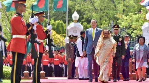 দ্বিপাক্ষিক বৈঠকে থাই প্রধানমন্ত্রীর কার্যালয়ে শেখ হাসিনা
