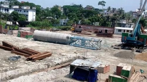 বরিশাল ক্যান্সার হাসপাতাল নির্মাণের মেয়াদ শেষ হলেও শেষ হয়নি কাজ