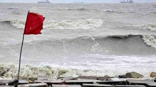মোংলা ও পায়রা সমুদ্রবন্দরে ৭ নম্বর বিপদ সংকেত