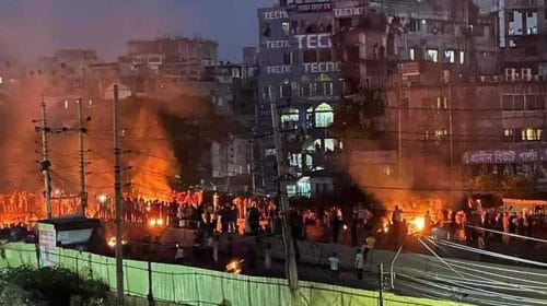 ঘরের ভেতরে গুলিবিদ্ধ বাবা-ছেলে, রাস্তায় গুলি খেলেন ৪ পথচারী