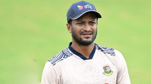দেশে ফিরছেন না সাকিব, বাইরে থেকেই খেলবেন ভারত সিরিজ