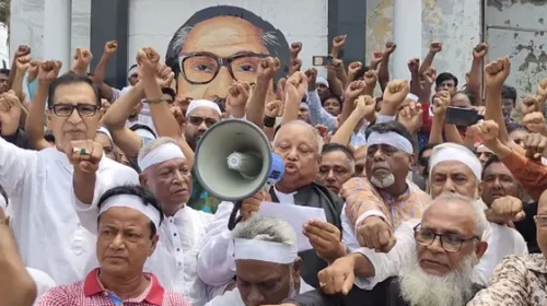 শেখ হাসিনাকে দেশে ফিরিয়ে আনার শপথ আ.লীগের