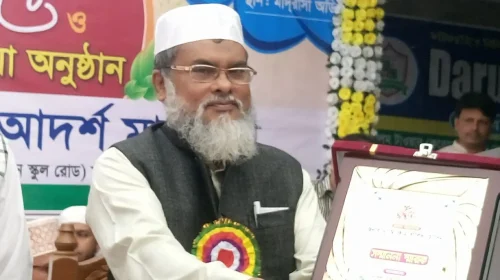 দেশের প্রথম আলেম উপদেষ্টা হয়ে কী বললেন আ ফ ম খালিদ হোসেন