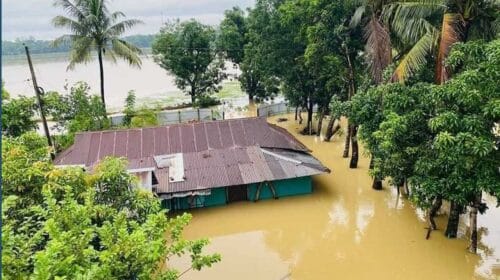 বন্যায় ৪৯ লাখের বেশি মানুষ ক্ষতিগ্রস্ত, মারা গেছেন ১৮ জন