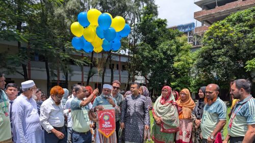 বরিশালে এ.কে স্কুলে শিক্ষার্থীদের আন্ত: শ্রেণি ফুটবল টুর্নামেন্টের উদ্বোধন
