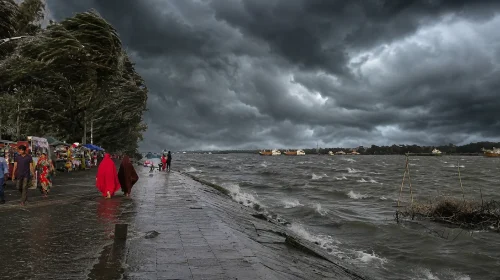 বরিশালসহ বিভিন্ন স্থানে ভারী বর্ষণের আভাস